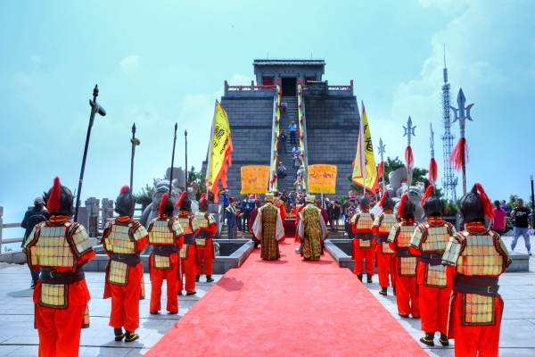 7.龟蒙顶祭山仪式.jpeg